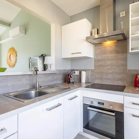 Διαμέρισμα Solera, T3 Lumineux, 3 Etoiles, 30m *